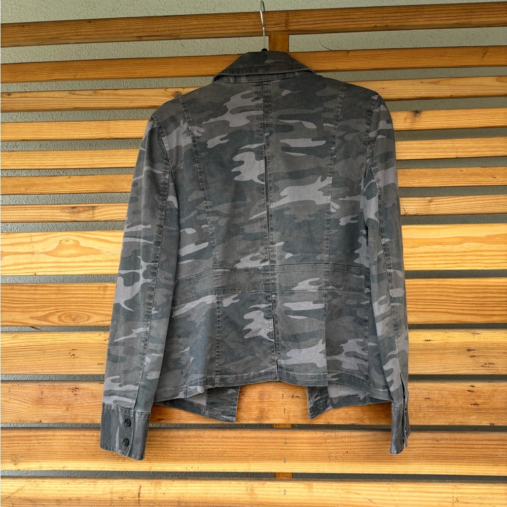 LOFT Women's Utility Camouflage Jacket - Gray - Picture 2 of 3